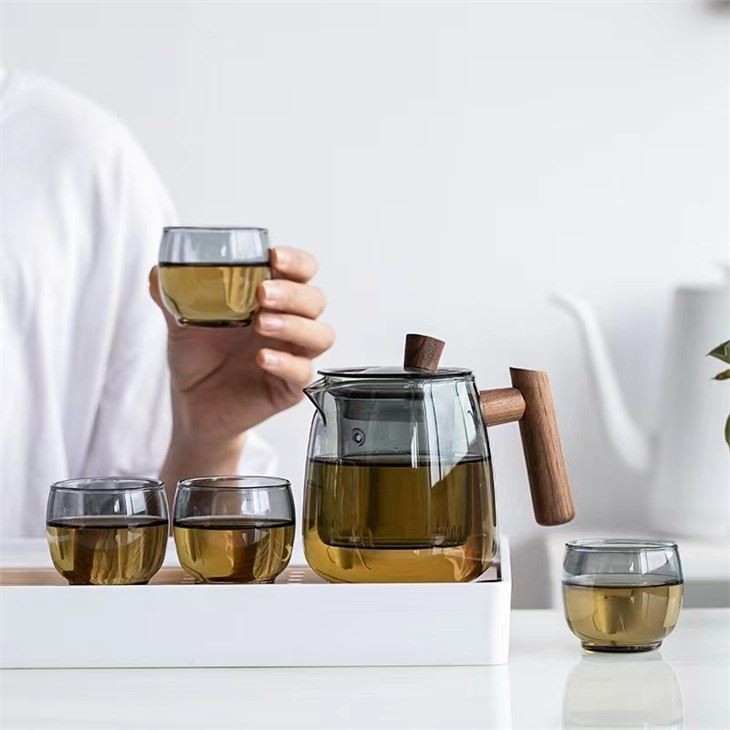 Solid Wood Handle Glass Teapot Set