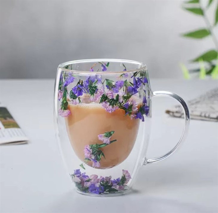Double Wall Drinking Glass With Dried Flower,11 OZ Coffee Glass